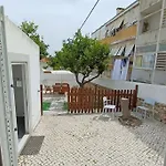 Belem Villa By Vosdomus